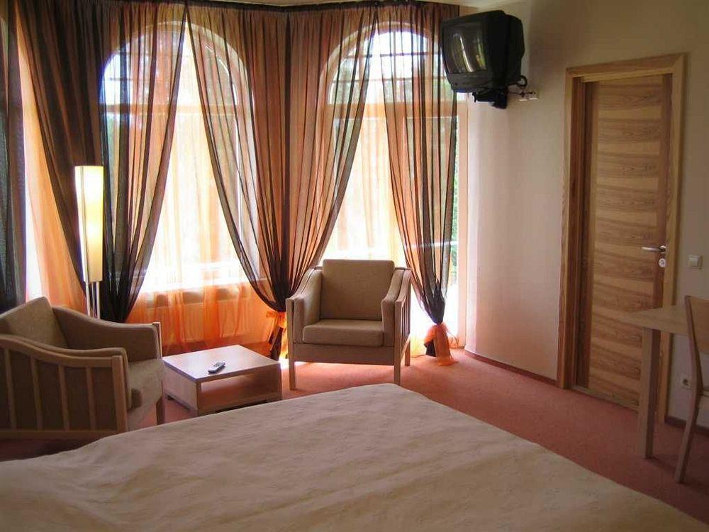 Spa Hotel Ezeri Сигулда Екстериор снимка